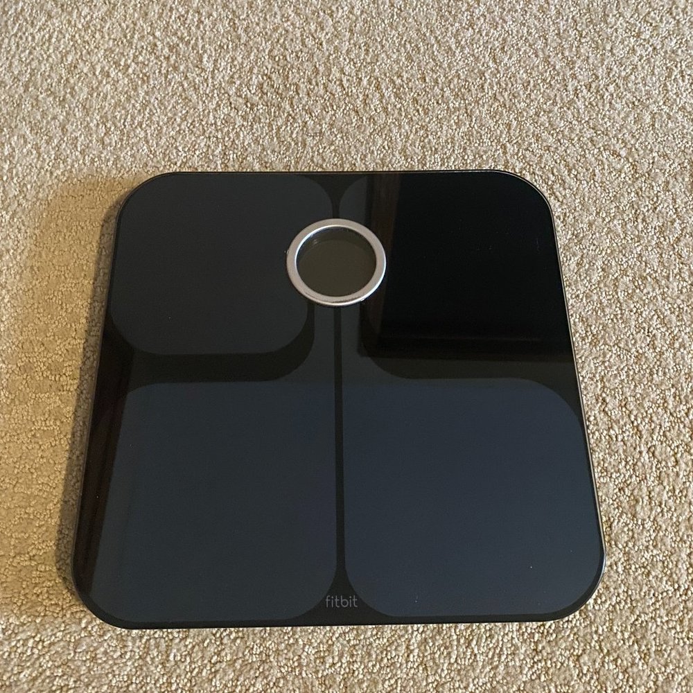 Fitbit Aria Wi-Fi Smart Scale, Black
